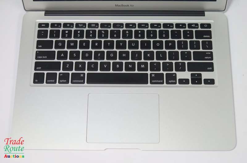 2017 MacBook Air 13.3-inch | Core i5 1.8GHz | 8GB RAM | 128GB SSD MACBOOK AIR 13 INCH
