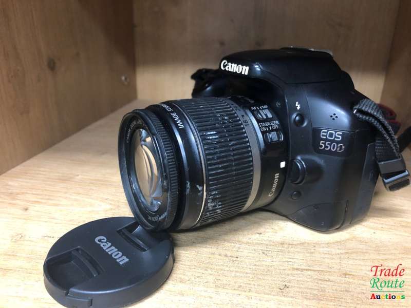 PLZ READ - Canon EOS 550D Digital SLR camera Kit with Canon 18-55 Lens