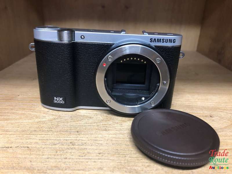 Samsung NX3000 Smart Mirrorless Camera (Body Only)