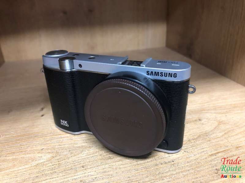 Samsung NX3000 Smart Mirrorless Camera (Body Only)
