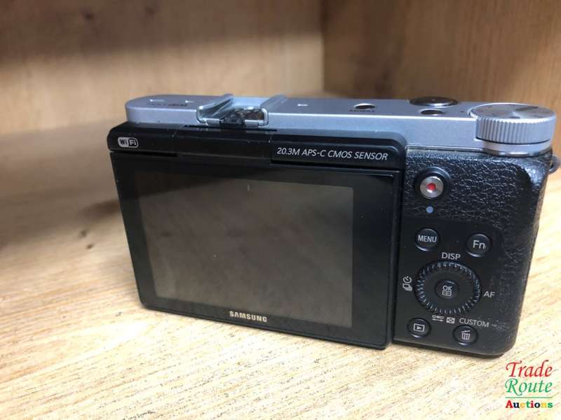 Samsung NX3000 Smart Mirrorless Camera (Body Only)