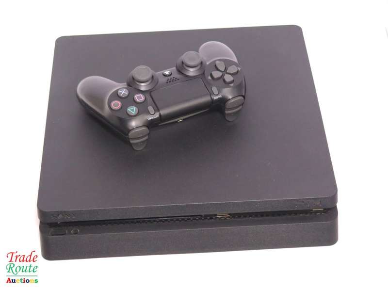 Sony PS4 PlayStation 4 SLIM console CUH-2216A - Jet Black  *** SONY PS4 ***