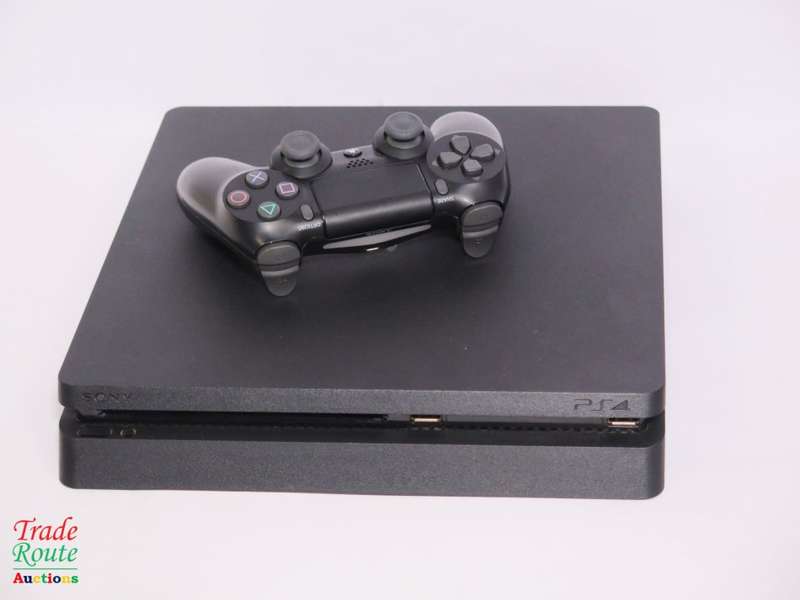 Sony PS4 PlayStation 4 SLIM console CUH-2216A - Jet Black  *** SONY PS4 ***