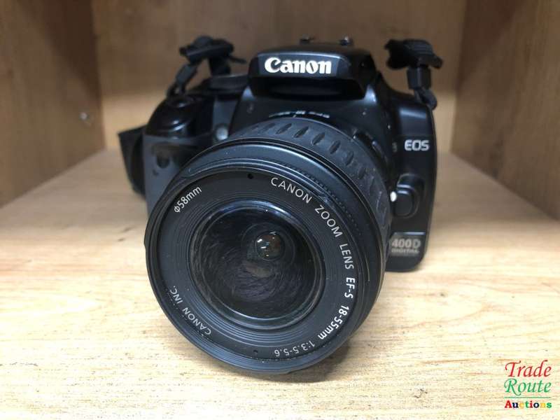 Canon EOS 400D DigitalSLR camera 10.1 Megapixels + Canon EFS 18-55mm Lens
