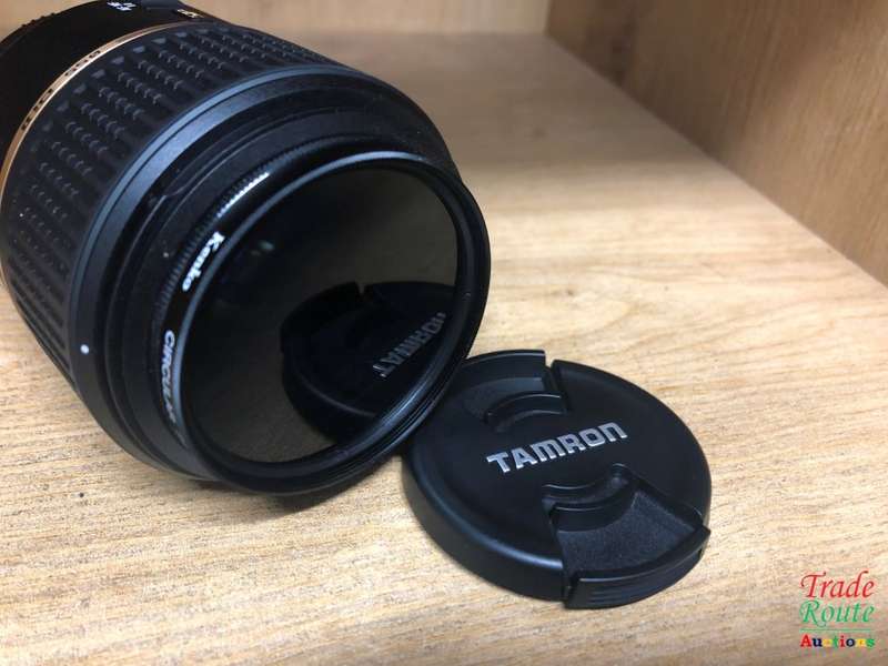 Tamron SP 60mm f/2 Di II 1:1 Macro Lens for NIKON CAMERAS