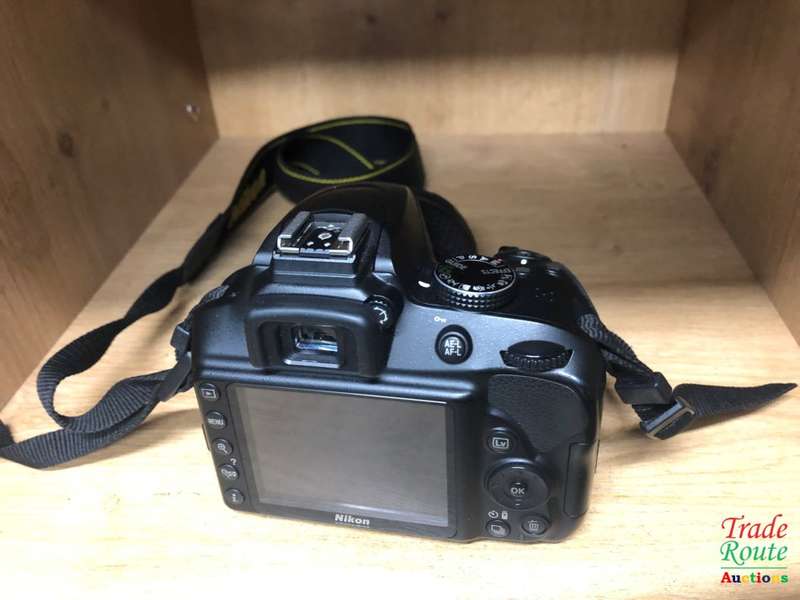 Nikon D3400 24.2 MP CMOS Digital SLR Camera body + Nikon AF-P 18-55 VR Lens Kit