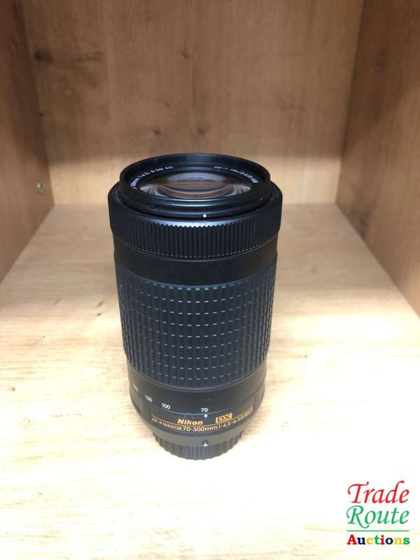 Nikon AF-P DX NIKKOR 70-300mm f/4.5-6.3G ED Lens for Nikon DSLR Cameras ( Nikon 70-300 lens )