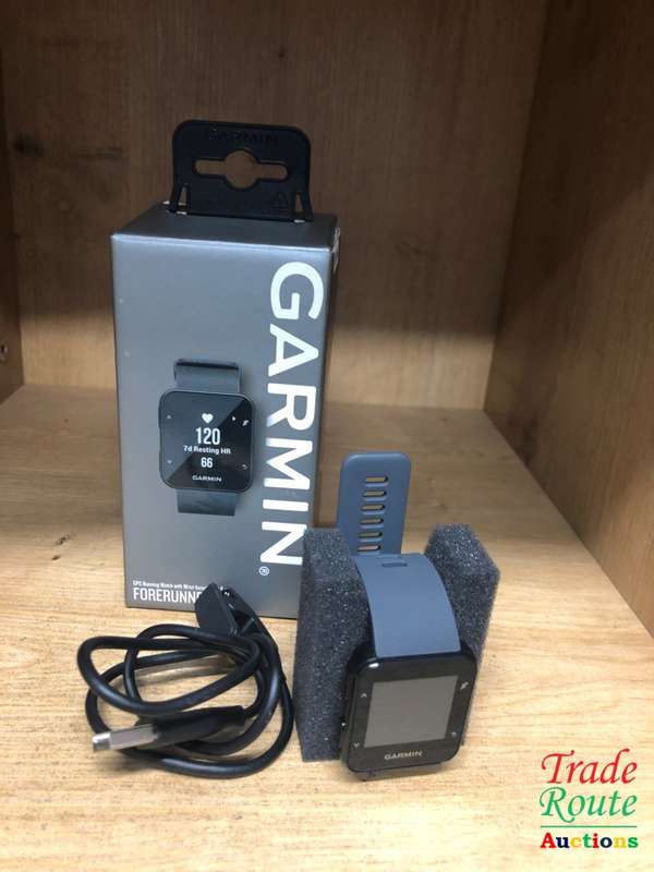 Garmin Forerunner 30 GPS Running Watch with Wrist-based Heart Rate [ BOXED ]
