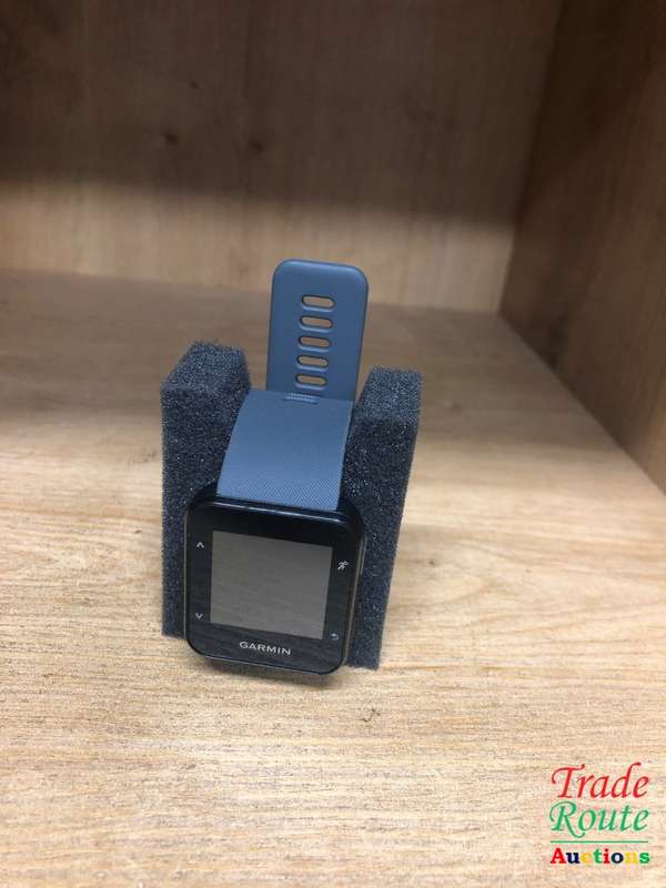 Garmin Forerunner 30 GPS Running Watch with Wrist-based Heart Rate [ BOXED ]