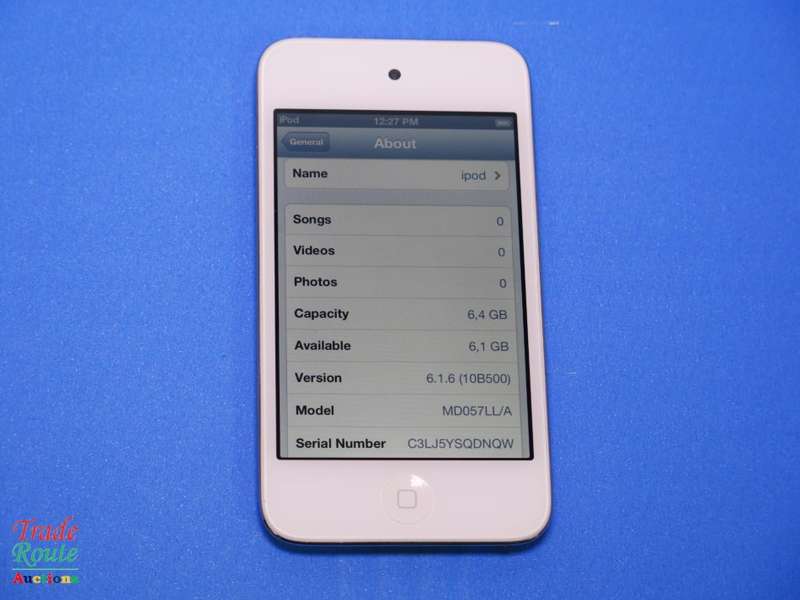 Apple iPod Touch 4th Generation White | 8GB Retina Display | MD057BT/A | A1367