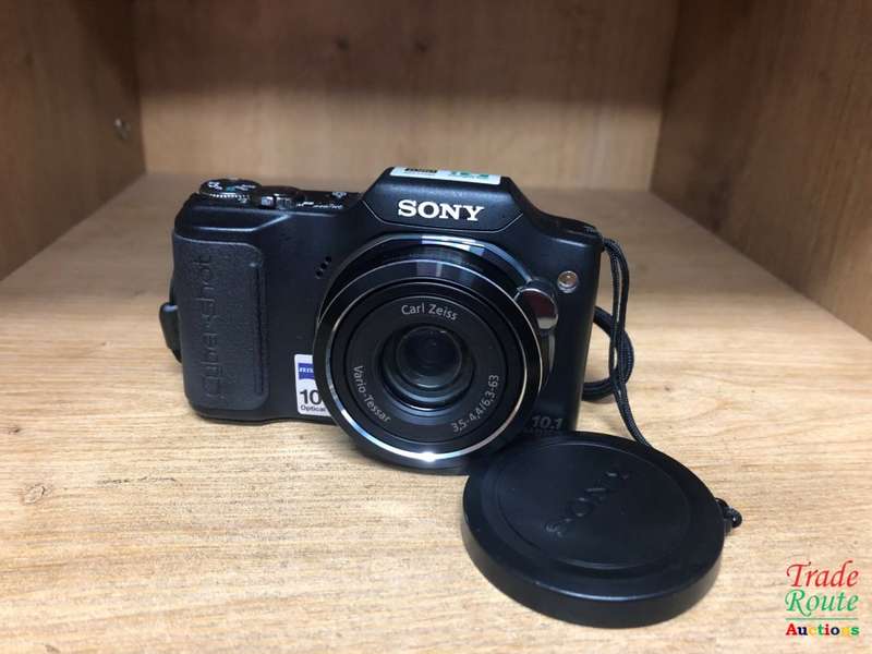 Sony DSC-H20 Cyber-shot Digital Camera -10.1 MP-10x Optical Zoom