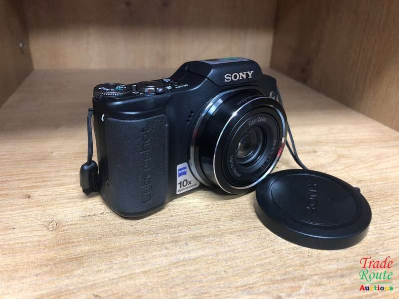 Sony DSC-H20 Cyber-shot Digital Camera -10.1 MP-10x Optical Zoom