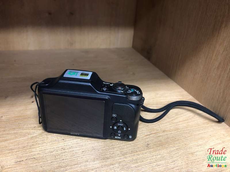 Sony DSC-H20 Cyber-shot Digital Camera -10.1 MP-10x Optical Zoom