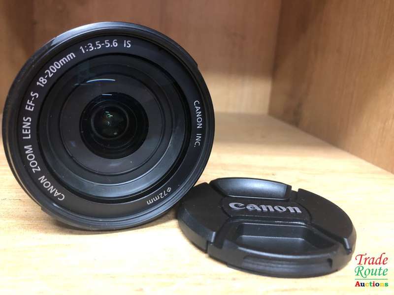 Canon EF-S 18-200mm f/3.5-5.6 IS EF-s - IMAGE STABILIZER LENS for CANON DSLR Cameras