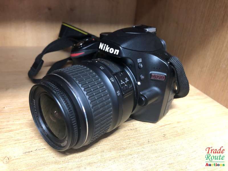 Nikon D3200 24.2 MP CMOS Digital SLR with 18-55mm f/3.5-5.6 AF-S DX NIKKOR Zoom Lens - 24.2 MP