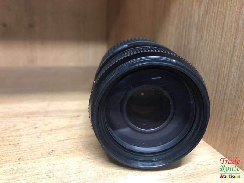 Tamron AF 70-300mm f/4.0-5.6 Di LD Zoom Lens [SONY MOUNT]