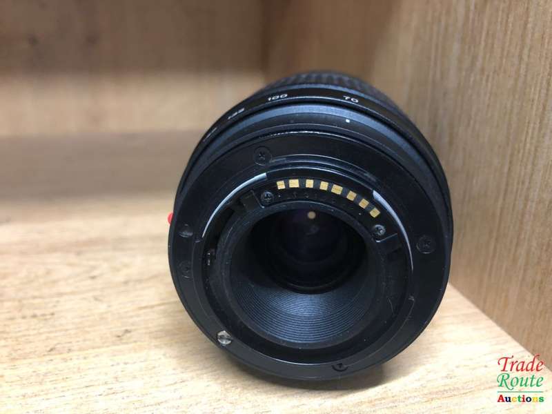 Tamron AF 70-300mm f/4.0-5.6 Di LD Zoom Lens [SONY MOUNT]