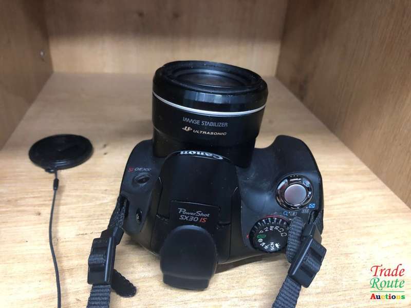 Canon PowerShot SX30 IS IMAGE STABILIZER ULTRASONIC 14.1 MP 35X OPTICAL FULL HD CAMERA