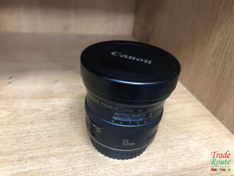 Canon Fisheye EF 15mm f/2.8 Autofocus Lens