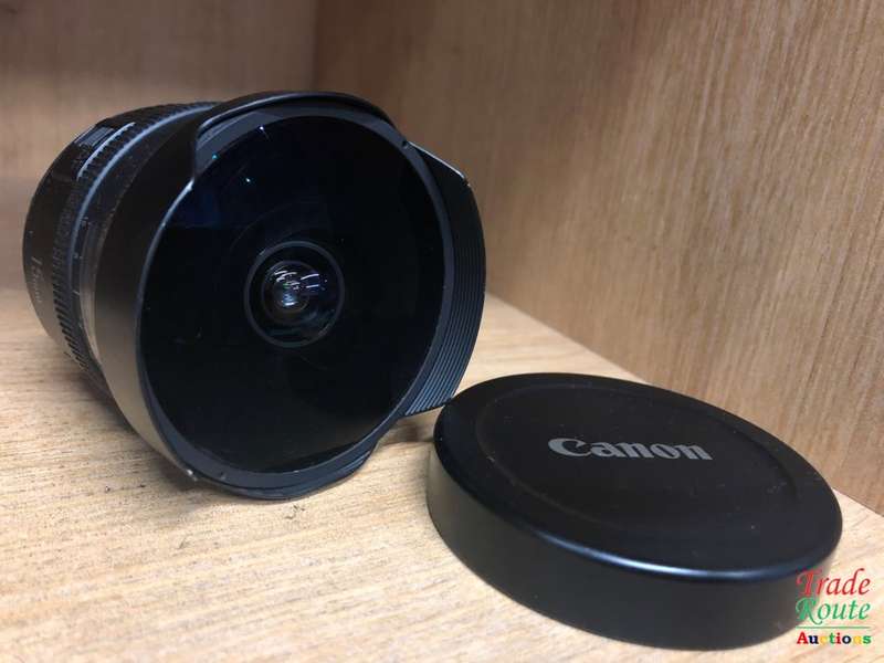 Canon Fisheye EF 15mm f/2.8 Autofocus Lens