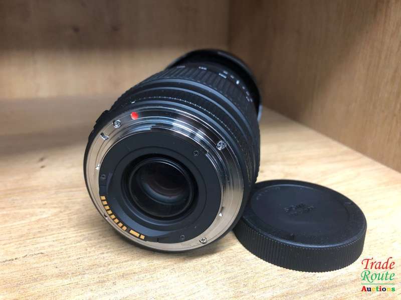 SIGMA DG 70-300mm Telephoto Zoom Lens for CANON DSLR Cameras