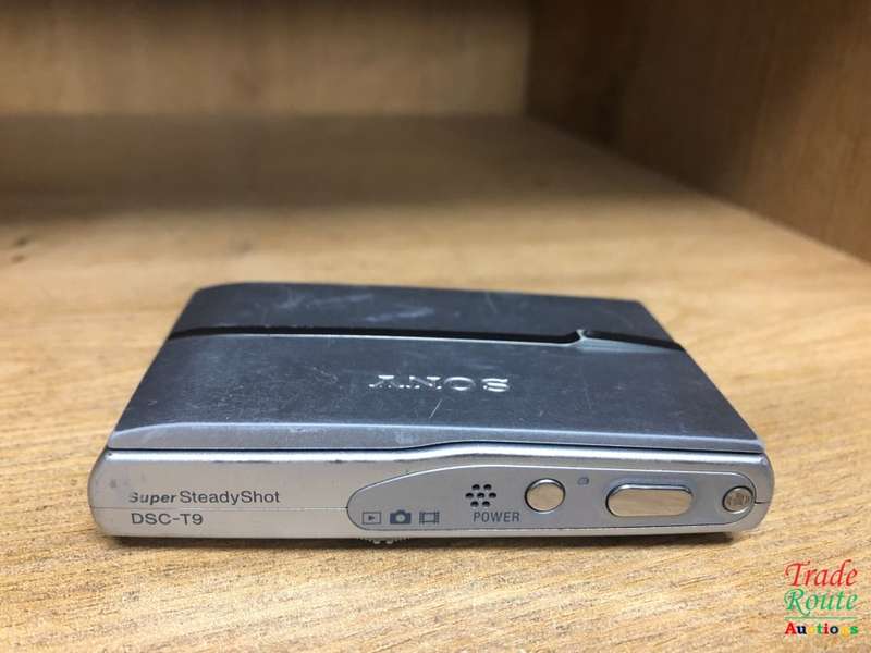 Sony Cybershot DSC-T9 6MP Digital Camera with 3x Optical Image Stabilization Zoom