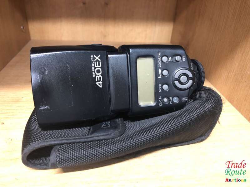 Canon Speedlite 430EX Flash for Canon EOS DIGITAL SLR Cameras *** BARGAIN ** Fits all CANON DSLRs