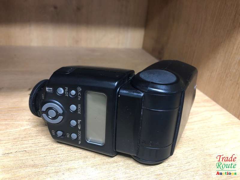 Canon Speedlite 430EX Flash for Canon EOS DIGITAL SLR Cameras *** BARGAIN ** Fits all CANON DSLRs