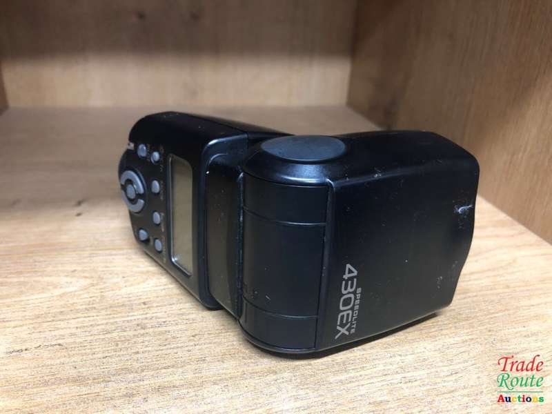 Canon Speedlite 430EX Flash for Canon EOS DIGITAL SLR Cameras *** BARGAIN ** Fits all CANON DSLRs