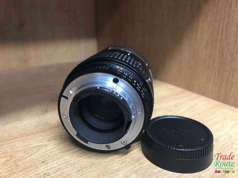 Nikon AF Nikkor 28-85mm 1: 3.5-4.5 Lens