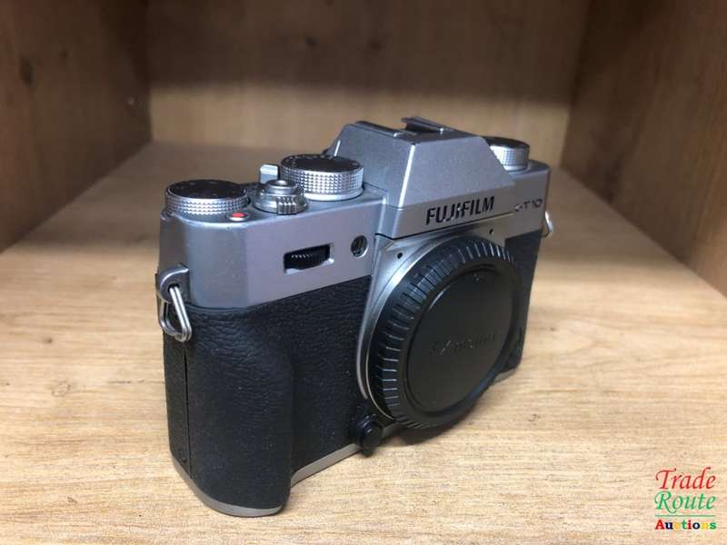 FUJIFILM X-T10 Mirrorless Digital Camera - BODY ONLY