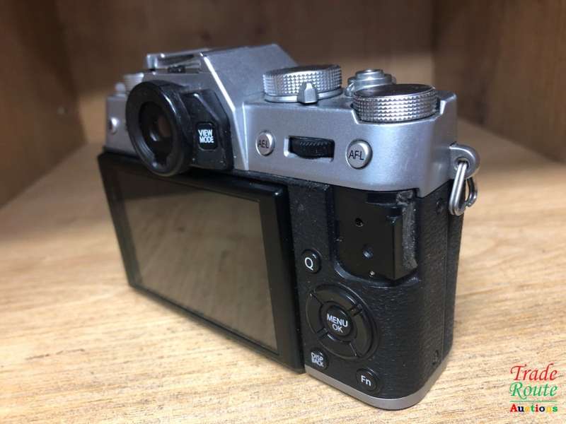 FUJIFILM X-T10 Mirrorless Digital Camera - BODY ONLY