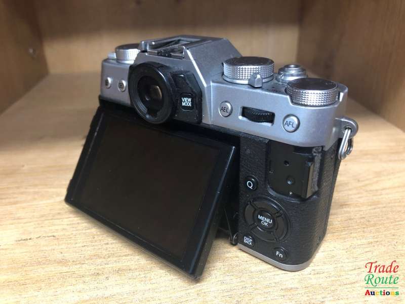 FUJIFILM X-T10 Mirrorless Digital Camera - BODY ONLY