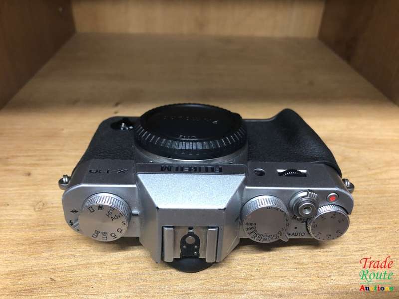 FUJIFILM X-T10 Mirrorless Digital Camera - BODY ONLY