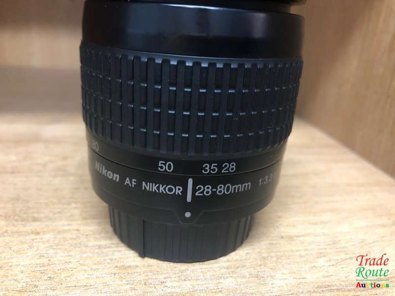 Nikon AF Nikkor 28-80mm 1: 3.3-5.6G Lens