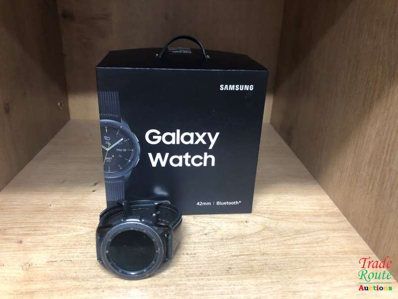 Samsung Galaxy Watch (Bluetooth), Smartwatch SM-R810 - BLACK - IN BOX