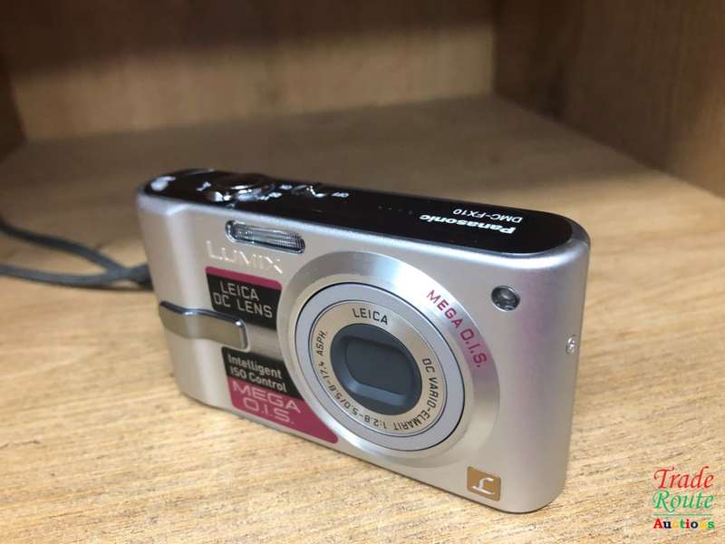 Panasonic Lumix DMC-FX10 Digital Camera with 3x Image Stabilized Optical Zoom (Silver)
