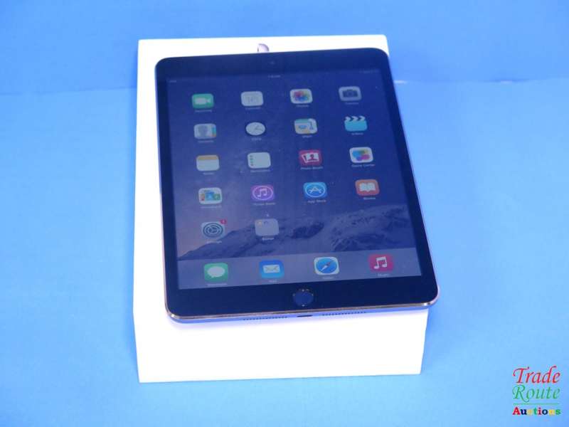 IPAD MINI 3  A1599  * iPad Mini 3 * Boxed