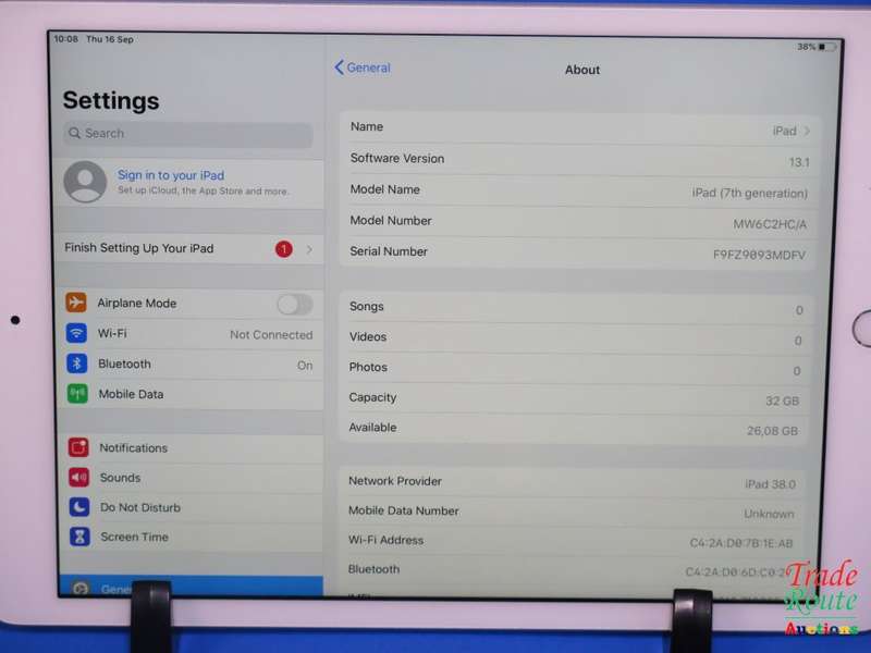 Apple iPad 10.2 inch 7th Gen (2019) (A2198)  32GB WIFI + CELLULAR