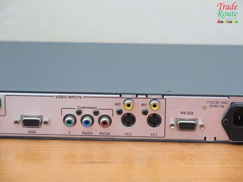 KRAMER Presentation Switcher / Scaler VP-720XL