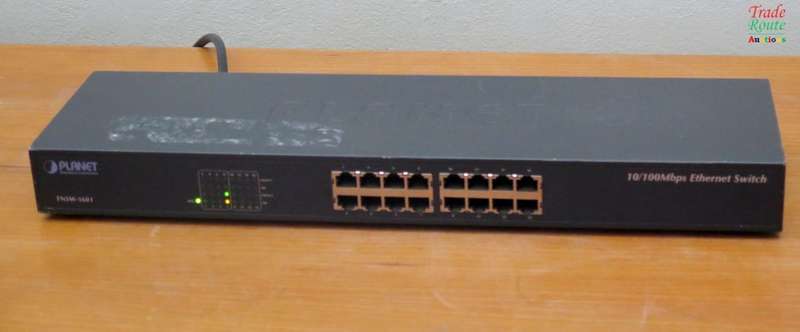 Planet Networking FNSW-1601 16-Port 10/100Mbps Ethernet Switch