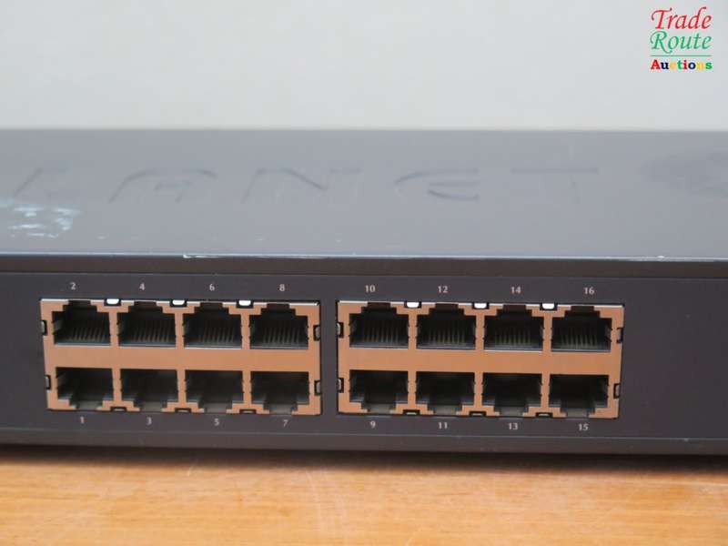 Planet Networking FNSW-1601 16-Port 10/100Mbps Ethernet Switch