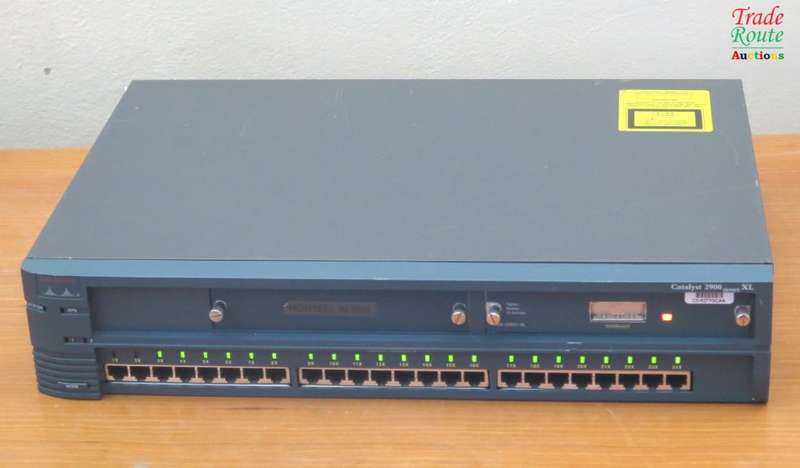 Cisco Catalyst 2900 series XL WS-C2924M 24 Port Ethernet Switch
