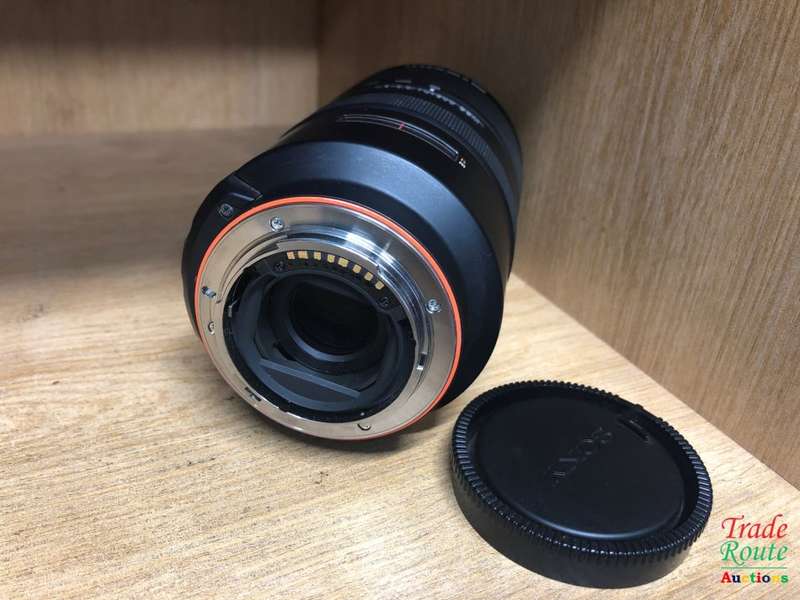 Sony SAL70300G 70-300mm f/4.5-5.6 SSM ED G-Series Compact Super Telephoto Zoom Lens