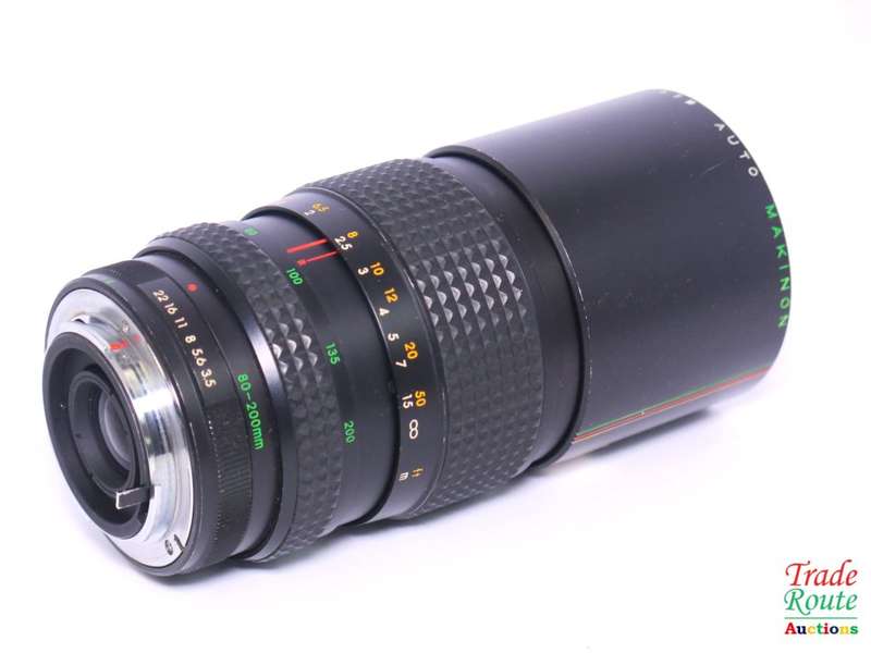 Auto Makinon 80-200mm f/3.5 manual focus zoom macro lens - Vintage Collectors item