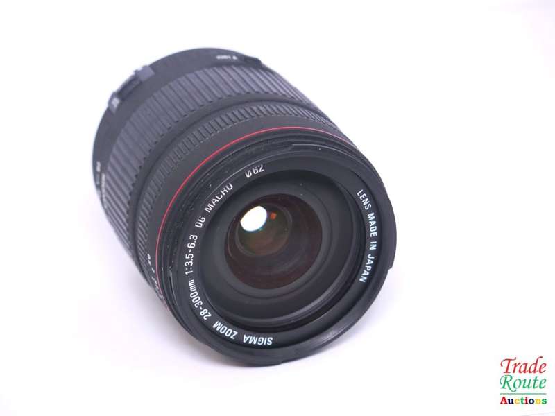 for spares / repair - SIGMA  DG 28-300mm F3.5-6.3 LENS for CANON Cameras