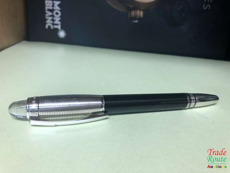 MONTBLANC Starwalker 14K GOLD NIB Fountain Pen - Mont Blanc + Box + Booklet