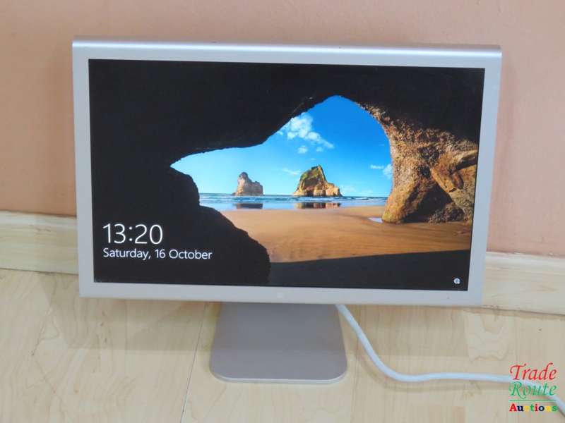 Apple 20" CINEMA DISPLAY - 20 INCH MONITOR