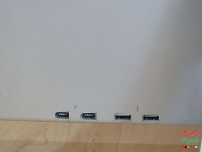 Apple 20" CINEMA DISPLAY - 20 INCH MONITOR