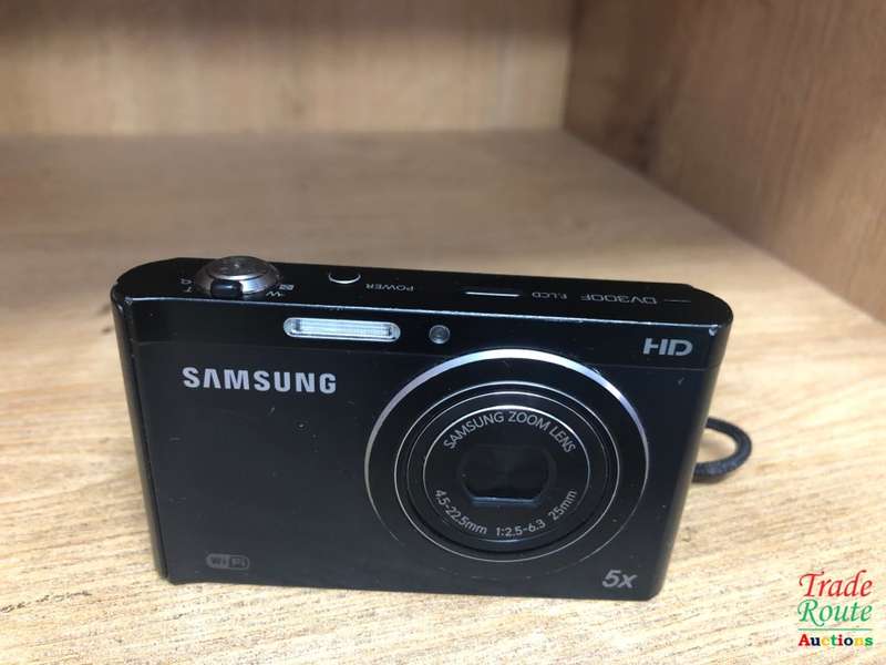 Samsung DV300F SMART Compact Digital Camera - Black (16.0MP, 5x Optical Zoom) 3.0 inch LCD